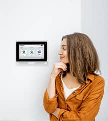 Home automation device on the wall